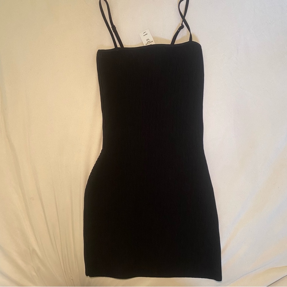 Aritzia Babaton dress